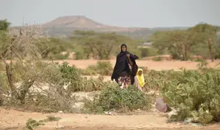 Cinco maneras en que el cambio climático vulnera a mujeres y...